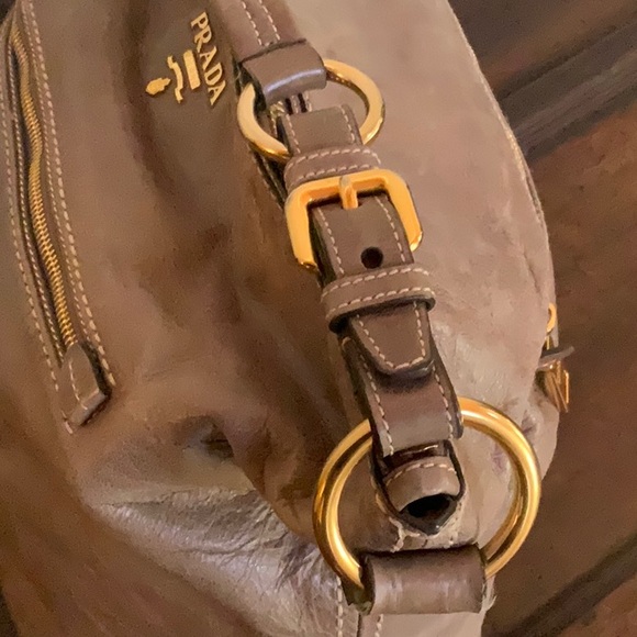 Host Pic✨🤎Prada Vitello Shine Leather Hobo Taupe - Picture 7 of 16
